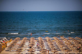 Seaview Studio Summerland, Mamaia